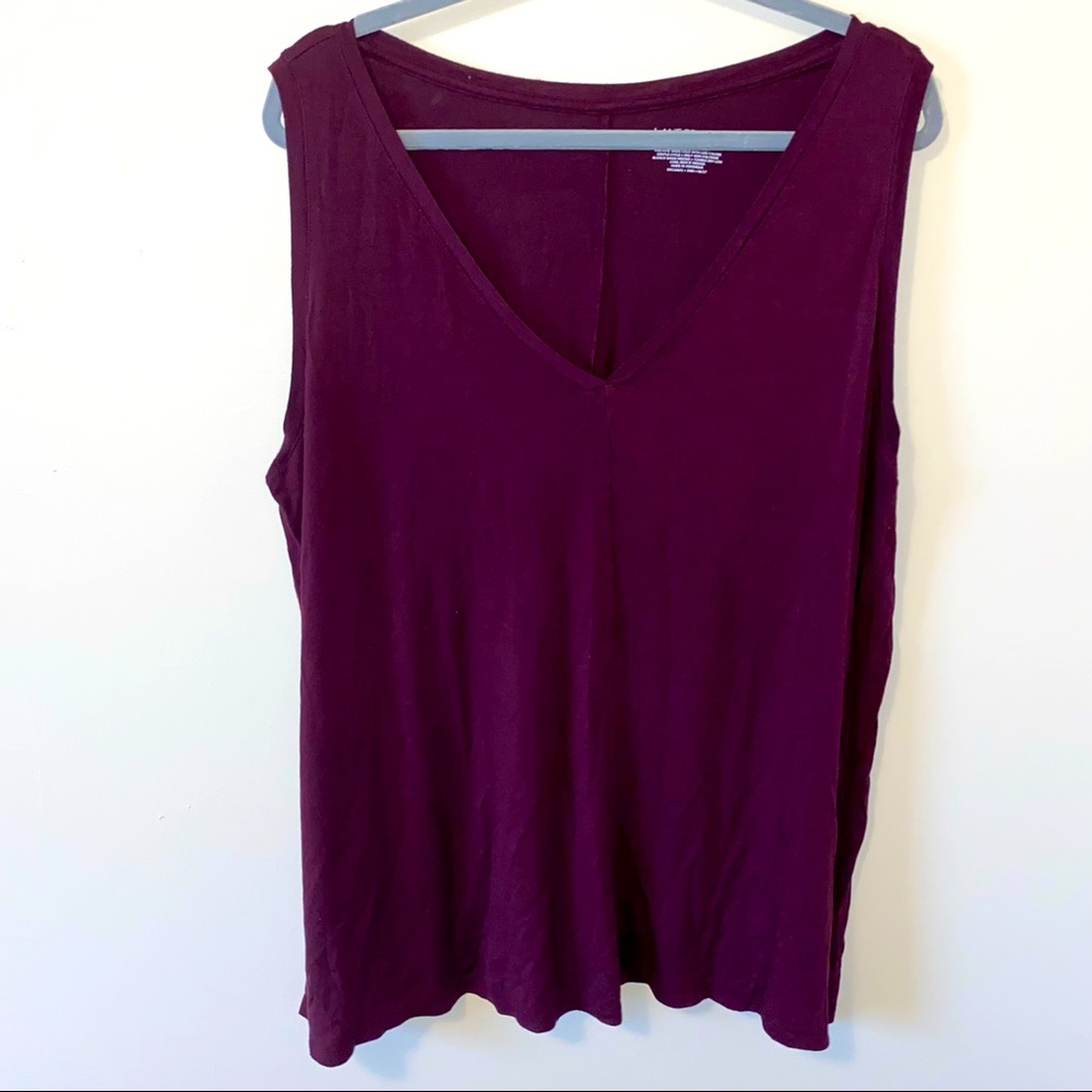 Lane Bryant V-Neck Sleeveless Top Plus Size 18/20